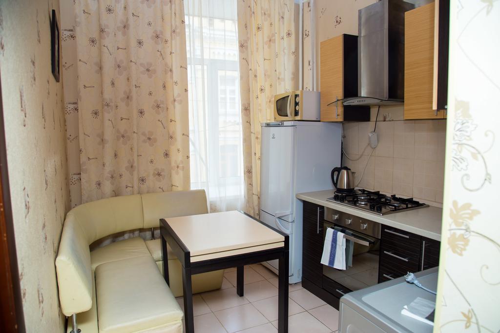 Apartment Mala Zhytomyrska 16 Киев Екстериор снимка